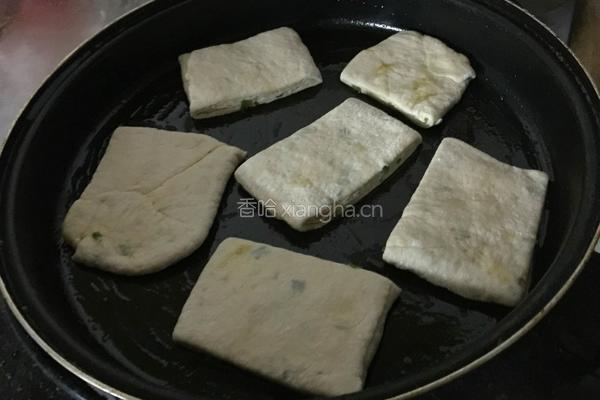 葱油千层饼的做法图解9