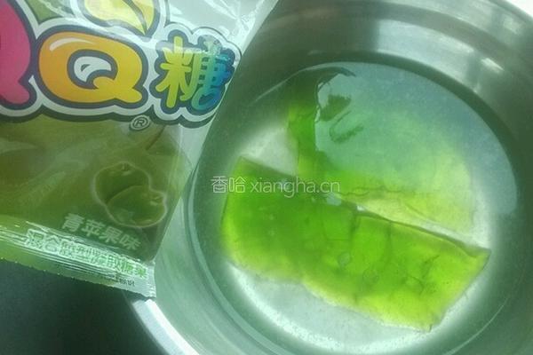 酸奶慕斯蛋糕的做法图解4
