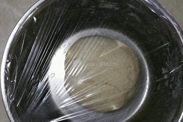 小黄鸡奶黄包的做法图解2