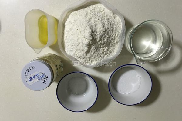  低热超软蜂蜜吐司的做法图解1