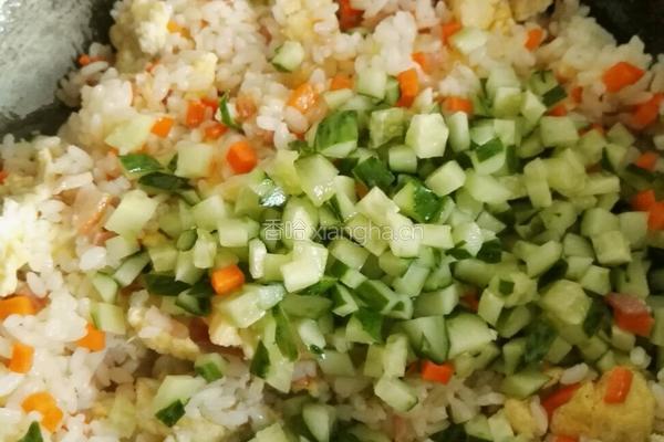 培根蛋炒饭的做法图解8