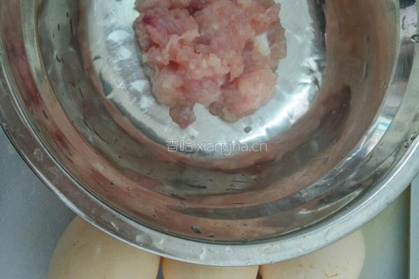 肉沫鸡蛋羹的做法图解1