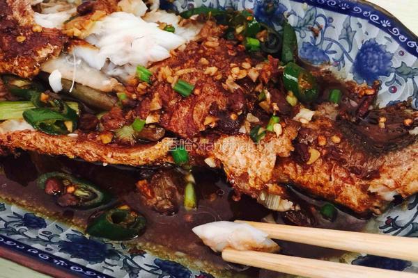 上央视之香煎黄花鱼的做法图解5