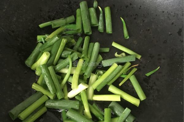 葱烧豆腐的做法图解2