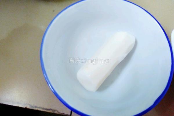 山药龙骨汤的做法图解1