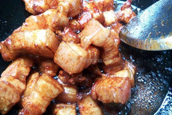 鹌鹑蛋红烧肉的做法图解6