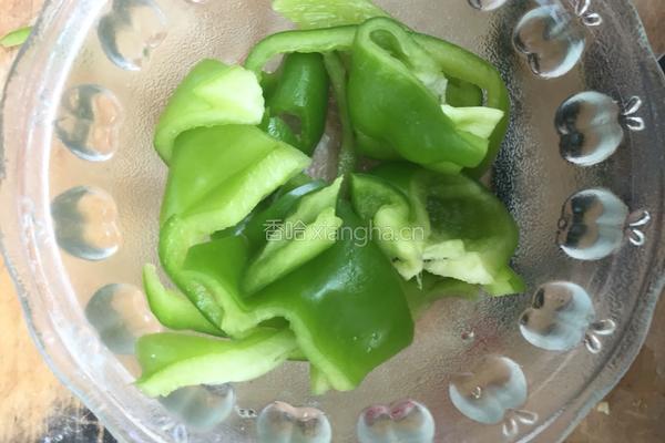素炒西葫芦的做法图解2