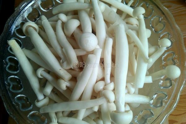 彩椒耗油海鲜菇的做法图解1