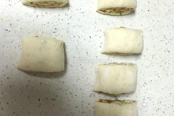 火腿葱花卷的做法图解9