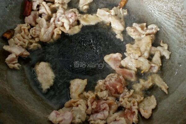 韭菜苔甜椒炒肉片的做法图解2