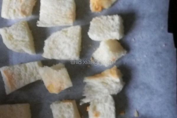 自制面包糠的做法图解1
