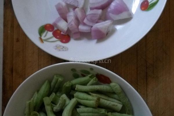 豆角土豆焖饭（电饭锅版）的做法图解2