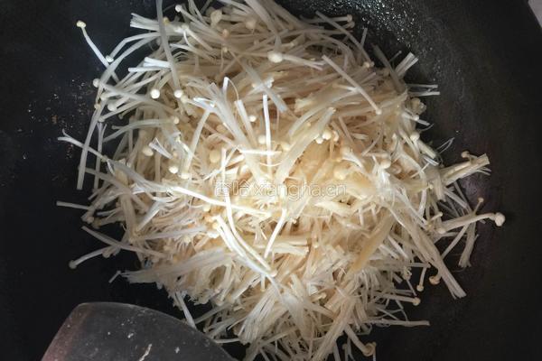 清炒肉片金针菇的做法图解7