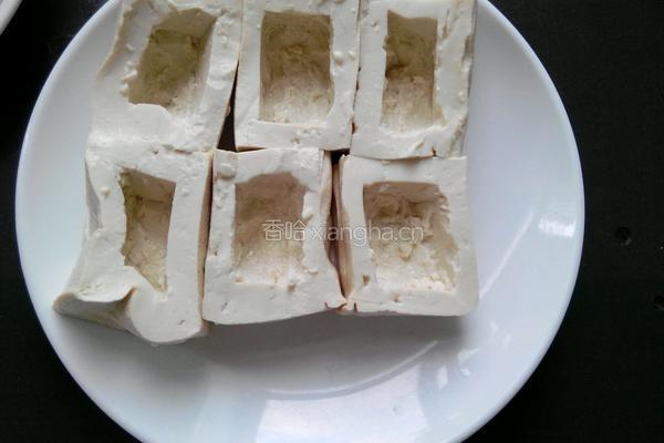 香菇豆腐镶肉的做法图解3