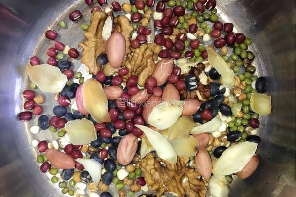 三豆杂粮米糊的做法图解1