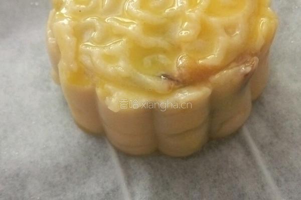 广式蛋黄月饼 的做法图解6