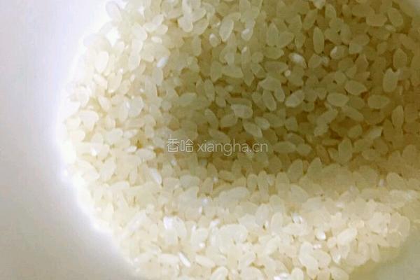 花生白米粥的做法图解2