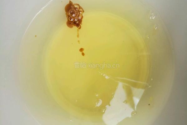 笑脸戚风蛋糕〈电饭锅版〉的做法图解6