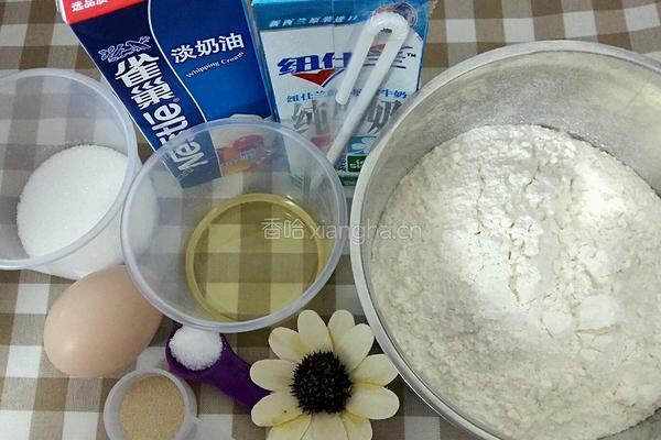 奶油餐包的做法图解1