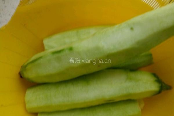 清水丝瓜的做法图解1