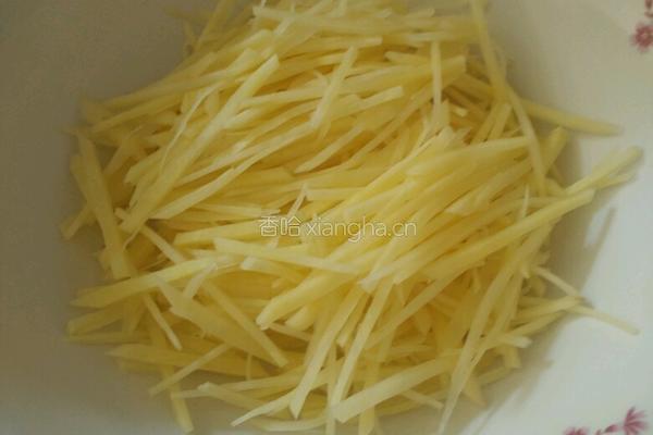 土豆丝鸡蛋饼的做法图解2