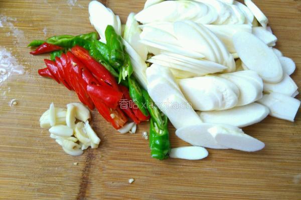 茭白炒牛肉的做法图解1