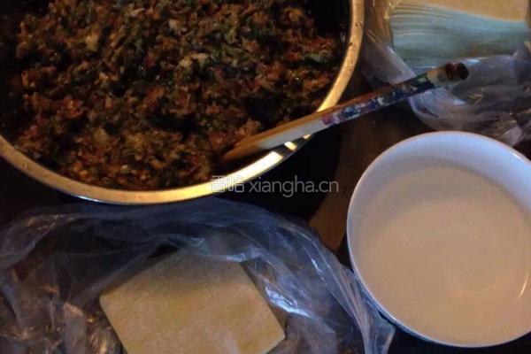 小白菜馅馄饨的做法图解1