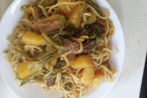 土豆豆角焖面