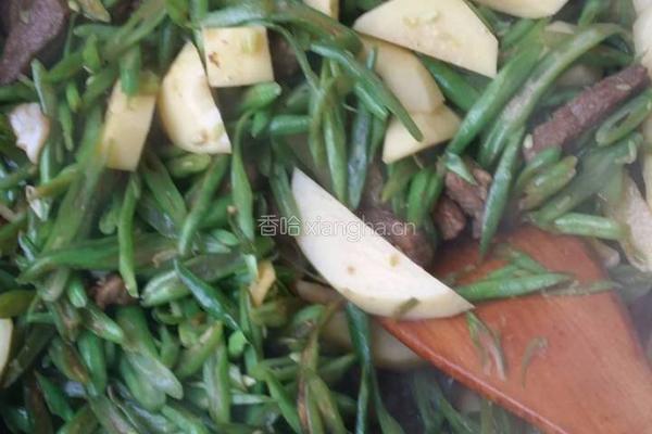 土豆豆角焖面的做法图解5