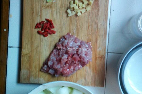 肉末烧冬瓜的做法图解1