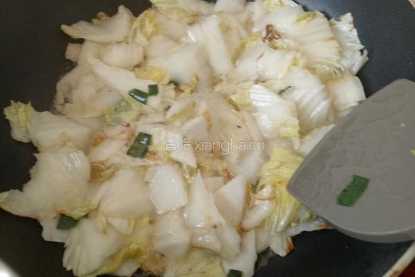 大白菜炖豆腐的做法图解2