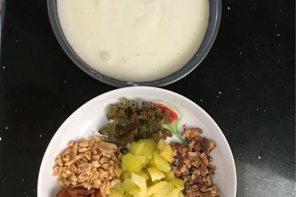炒酸奶的做法图解1