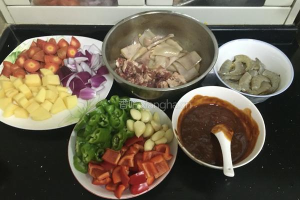 三汁焖锅的做法图解1