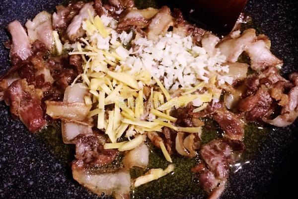 生爆盐煎肉的做法图解7