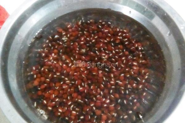 红豆沙(搅蒜器版)的做法图解1