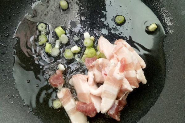 菜椒炒肉的做法图解3