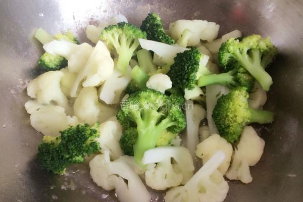 双花炒肉片的做法图解5
