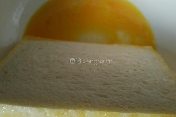 吞拿魚芝士番茄蛋治的做法图解4