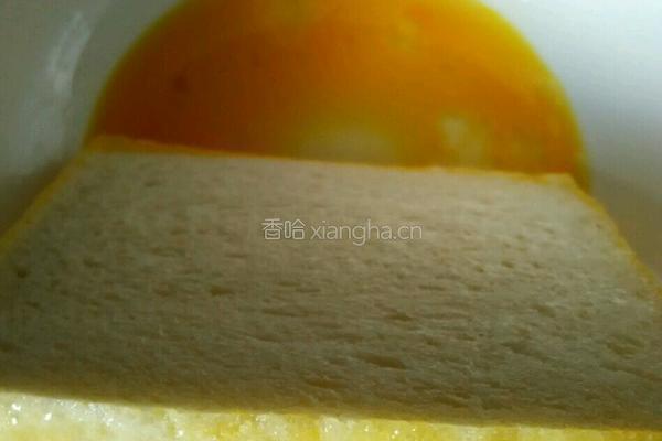 吞拿魚芝士番茄蛋治的做法图解12