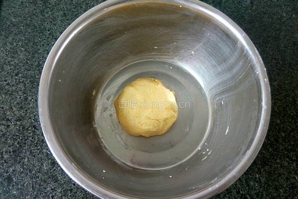 小乌龟蜕壳南瓜饼的做法图解5