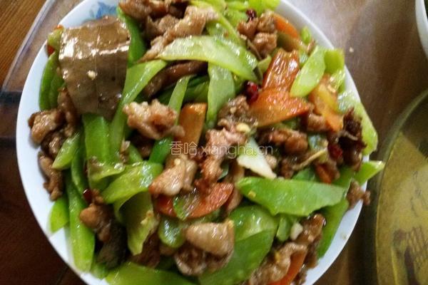 莴笋炒鸡腿肉