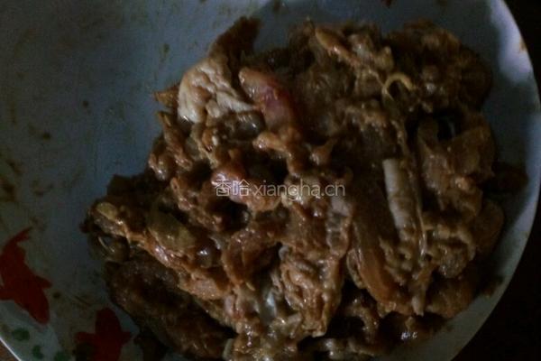 莴笋炒鸡腿肉的做法图解2