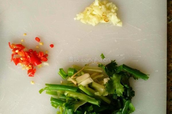 香辣鸡尖的做法图解2
