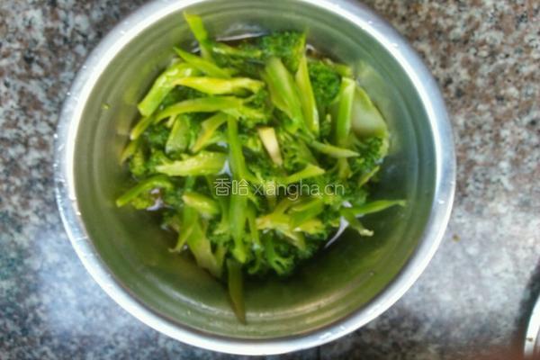 耗油西兰花的做法图解6