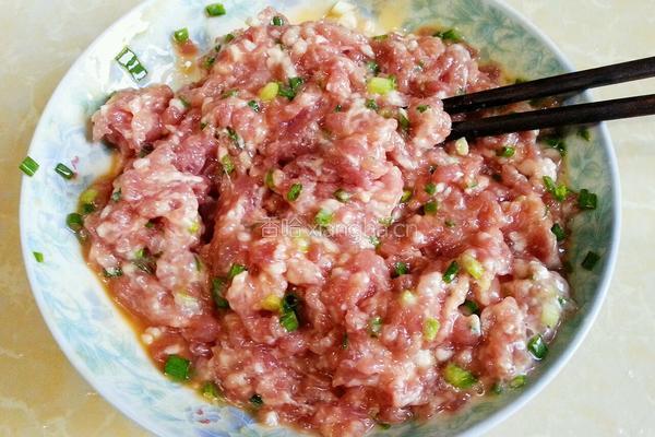 油豆腐塞肉的做法图解3