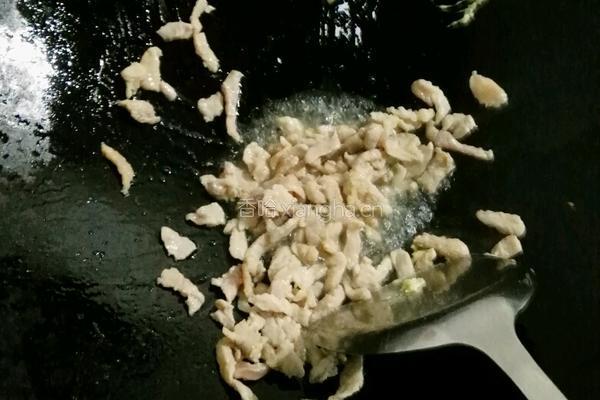 西兰花炒饭的做法图解4