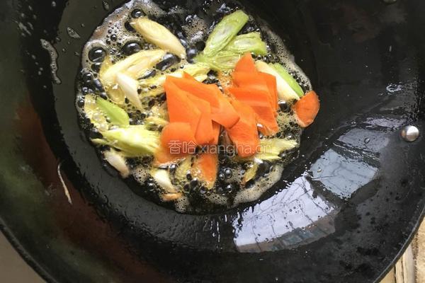 青椒土豆片的做法图解2