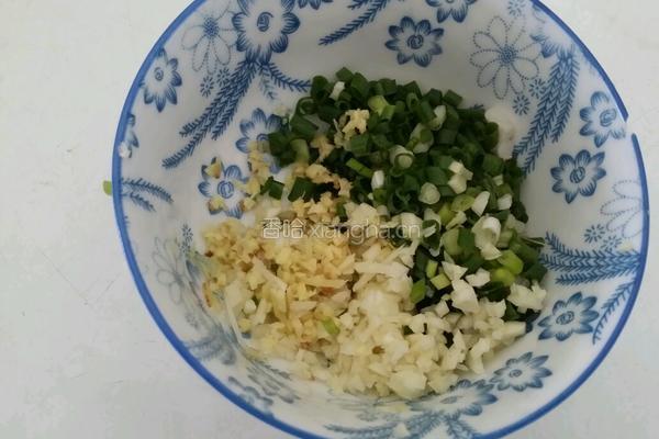 番茄丸子汤的做法图解2