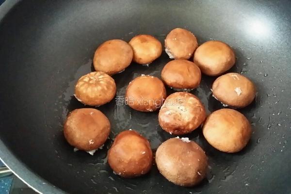 毛豆炆鮮菇的做法图解3