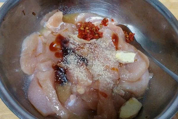 辣鸡柳的做法图解2